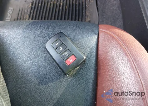 2013 Toyota Rav4 Limited from USA, damaged, VIN 2T3DFREV0DW009131